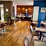 ホテル Kyriad Centre グルノーブル