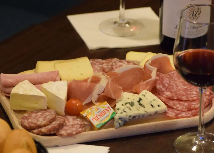 Kyriad Centre ホテル