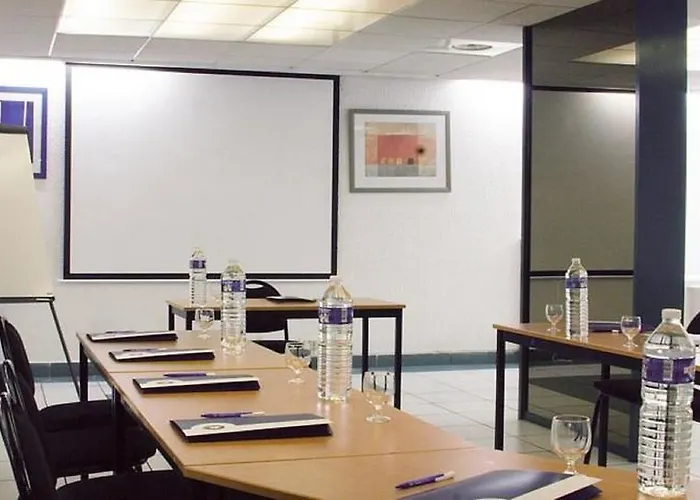 Kyriad Centre ホテル 3*