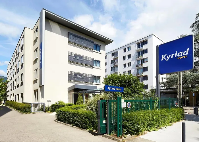ホテル Kyriad Centre グルノーブル