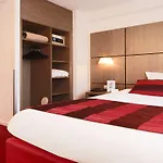 Kyriad Centre 3* غرونوبل