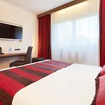 Kyriad Centre 3* غرونوبل