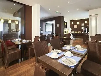 Kyriad Centre 3* غرونوبل