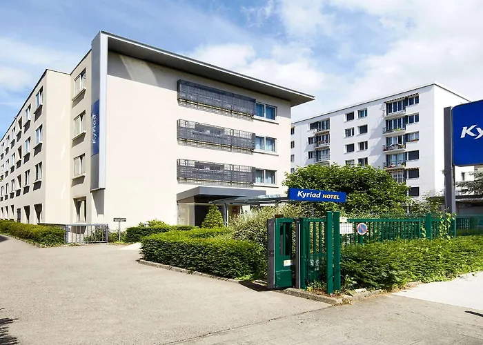 فندق Kyriad Centre