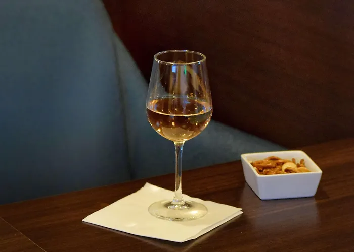 Kyriad Centre Hotel 3*