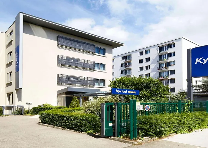 Kyriad Centre 3* غرونوبل