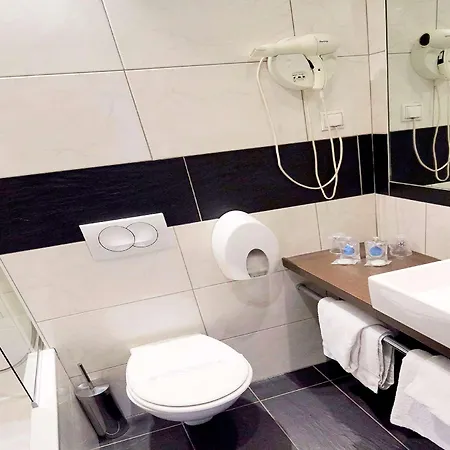 Otel Kyriad Centre