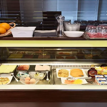 Kyriad Centre 3* Grenoble