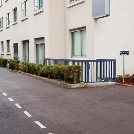 Kyriad Centre Otel Grenoble
