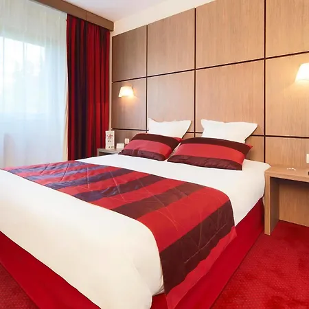 Otel Kyriad Centre Grenoble