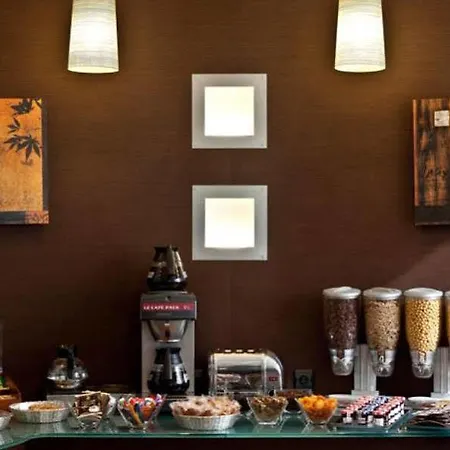 Otel Kyriad Centre Grenoble