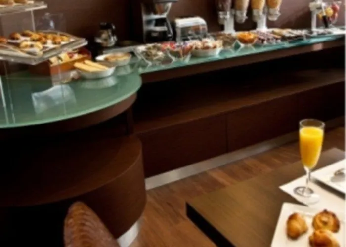 Otel Kyriad Centre Grenoble