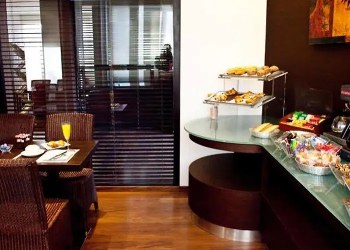 Otel Kyriad Centre Grenoble