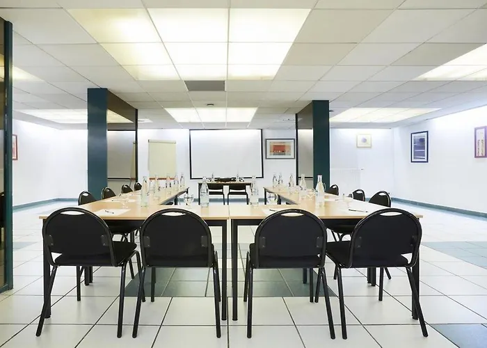 Kyriad Centre 3* Grenoble